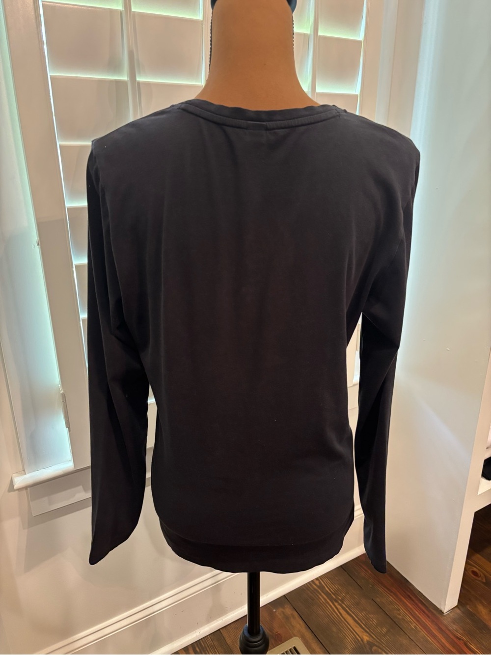 Athleta Tee - Picture 3 of 4